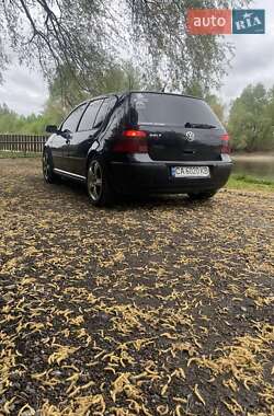 Хэтчбек Volkswagen Golf 2001 в Черкассах