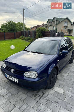 Хетчбек Volkswagen Golf 1999 в Долині