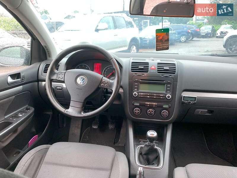 Хэтчбек Volkswagen Golf 2005 в Виннице фото 31 Хэтчбек Volkswagen Golf 2005 в Виннице