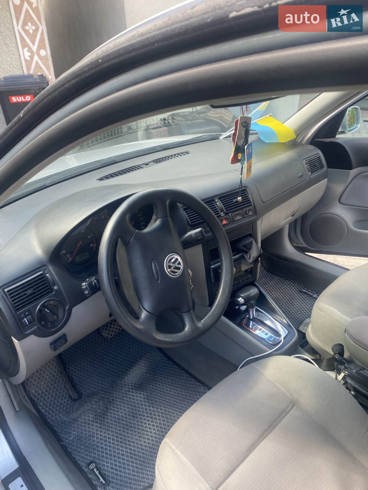 Volkswagen Golf 2002 VIN WVWZZZ1JZ2W603702 фото оголошення 6 з 15