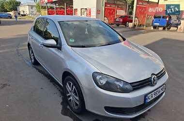 Хэтчбек Volkswagen Golf 2009 в Киеве