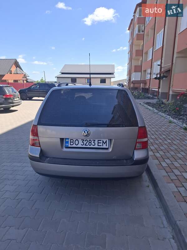 Універсал Volkswagen Golf 2004 в Тернополі