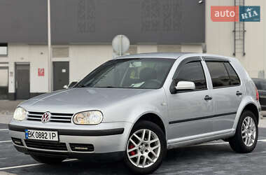 Хетчбек Volkswagen Golf 2001 в Рівному