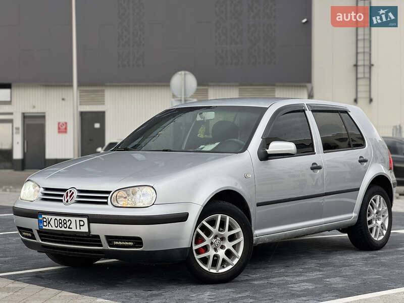 Volkswagen Golf 2001