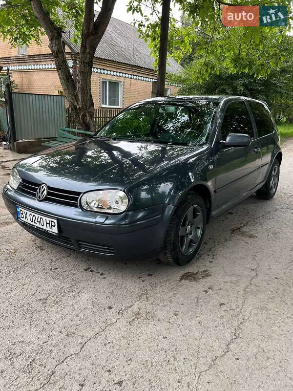 Volkswagen Golf 2001