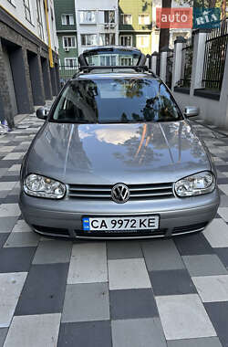 Универсал Volkswagen Golf 2003 в Ирпене