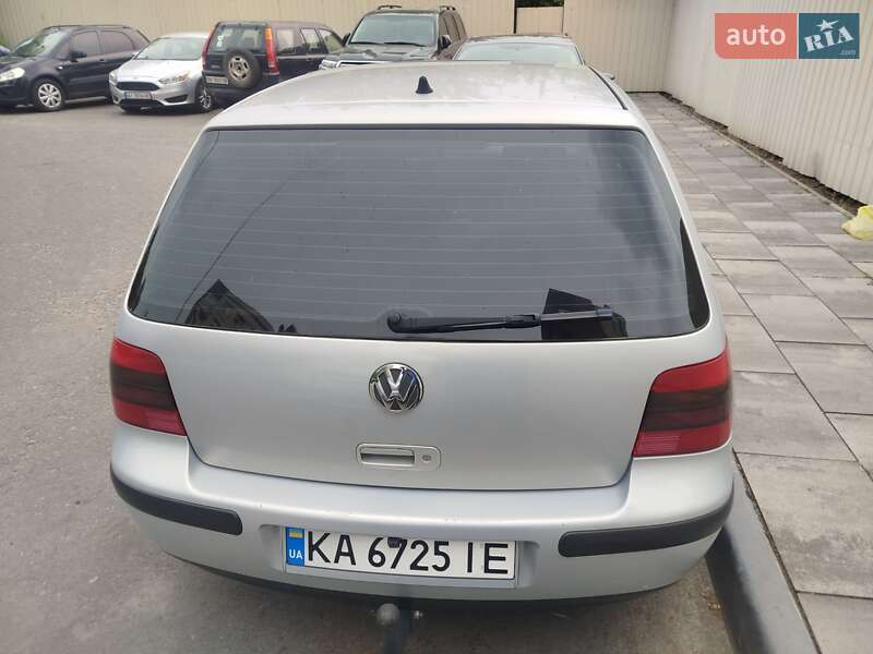 Хетчбек Volkswagen Golf 1999 в Києві