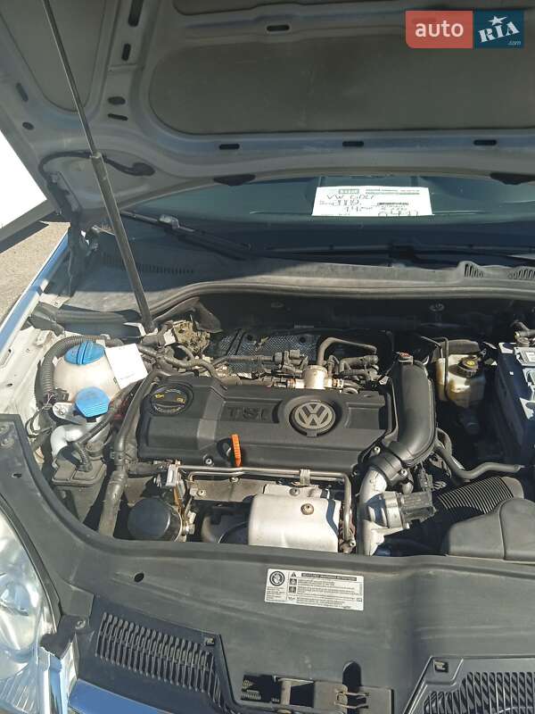 Універсал Volkswagen Golf 2009 в Чернігові
