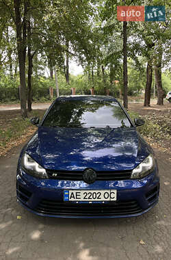 Хэтчбек Volkswagen Golf 2015 в Кривом Роге