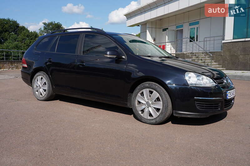 Универсал Volkswagen Golf 2008 в Новгород-Северском