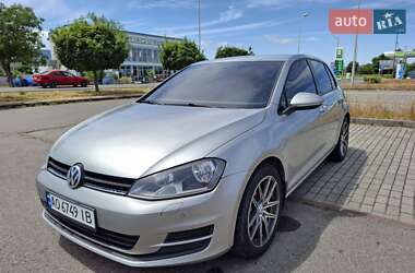 Хэтчбек Volkswagen Golf 2012 в Тячеве