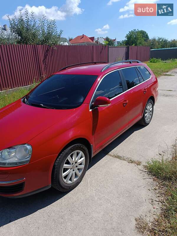 Універсал Volkswagen Golf 2008 в Рівному