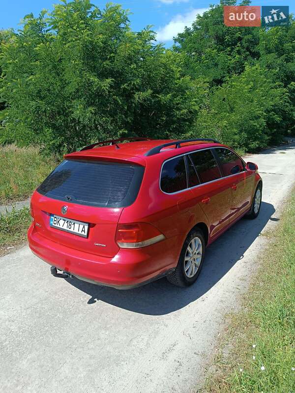 Універсал Volkswagen Golf 2008 в Рівному