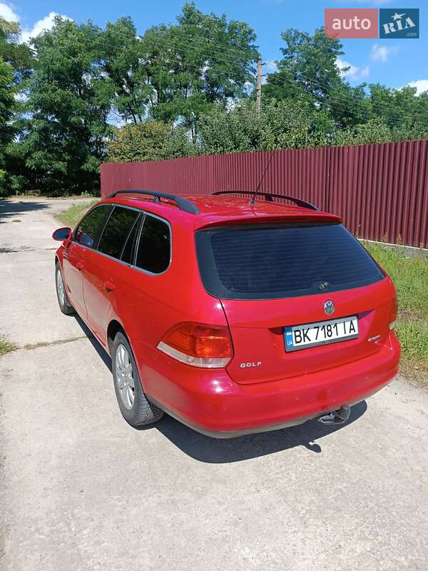 Універсал Volkswagen Golf 2008 в Рівному