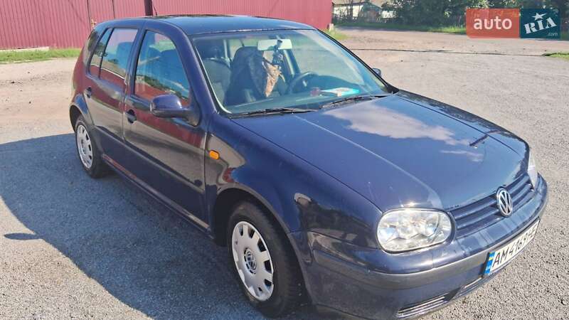 Volkswagen Golf 2000