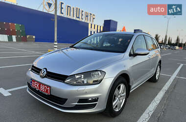 Універсал Volkswagen Golf 2016 в Кам'янець-Подільському