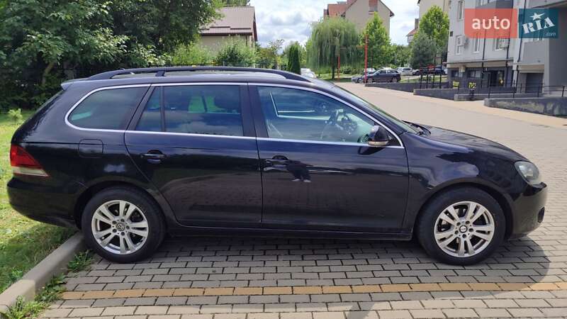 Універсал Volkswagen Golf 2010 в Ужгороді