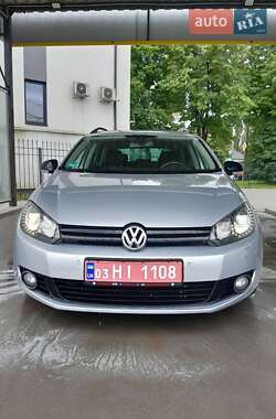 Універсал Volkswagen Golf 2012 в Луцьку
