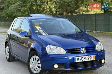 Хэтчбек Volkswagen Golf 2006 в Тернополе