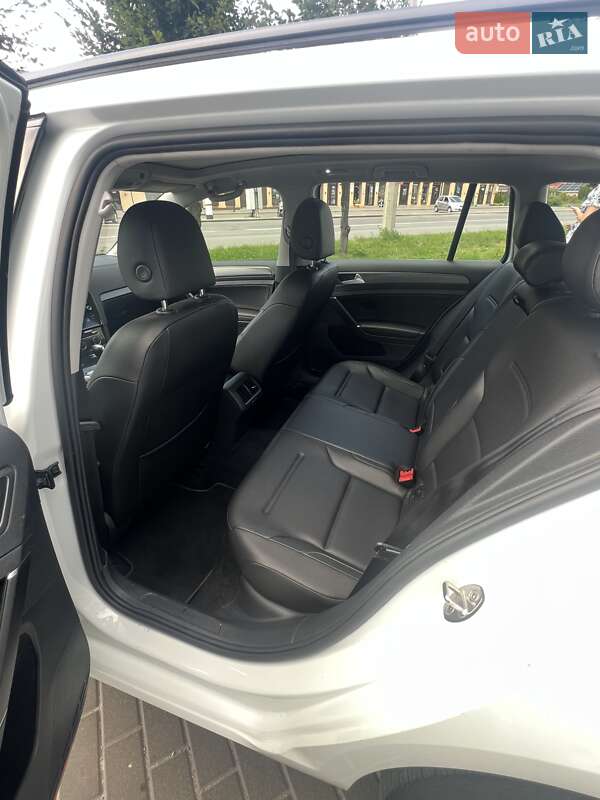 Универсал Volkswagen Golf 2019 в Белой Церкви фото 12 Универсал Volkswagen Golf 2019 в Белой Церкви