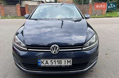 Хэтчбек Volkswagen Golf 2014 в 