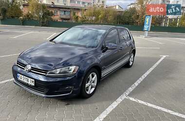 Хэтчбек Volkswagen Golf 2014 в 