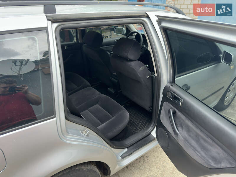 Універсал Volkswagen Golf 2002 в Бердичеві