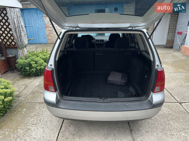 Універсал Volkswagen Golf 2002 в Бердичеві