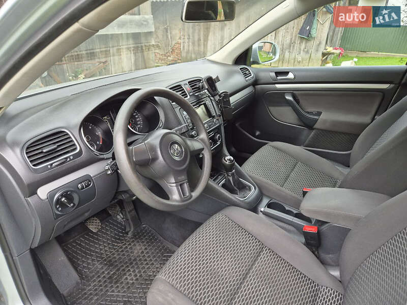 Универсал Volkswagen Golf 2012 в Калуше фото 13 Универсал Volkswagen Golf 2012 в Калуше