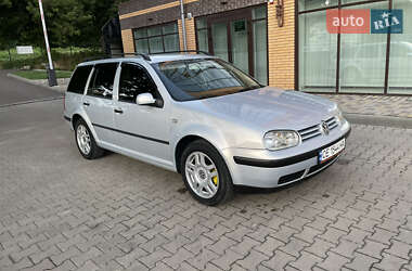 Универсал Volkswagen Golf 2000 в Черновцах