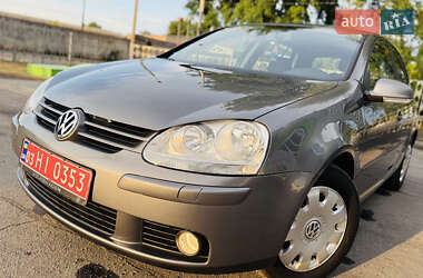 Хэтчбек Volkswagen Golf 2007 в Лубнах