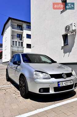 Хетчбек Volkswagen Golf 2007 в Чернівцях
