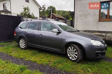Універсал Volkswagen Golf 2008 в Рожнятові
