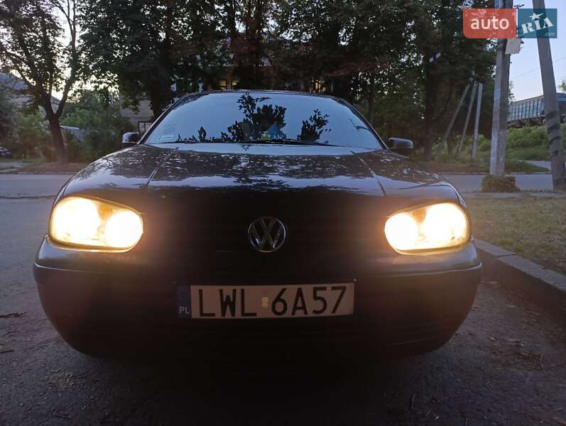 Хетчбек Volkswagen Golf 2000 в Кременчуці