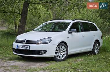 Універсал Volkswagen Golf 2013 в Луцьку