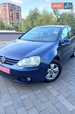 Хетчбек Volkswagen Golf 2006 в Запоріжжі