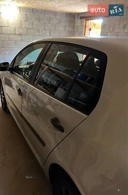 Хетчбек Volkswagen Golf 2006 в Андрушівці