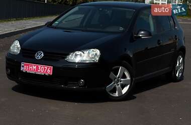 Хэтчбек Volkswagen Golf 2009 в Чернигове