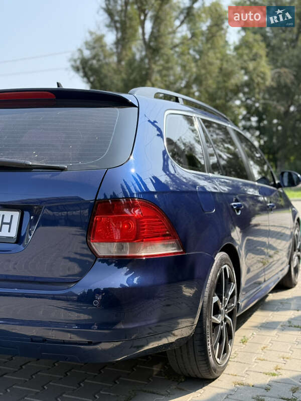 Універсал Volkswagen Golf 2010 в Кіцмані фото 25 Універсал Volkswagen Golf 2010 в Кіцмані