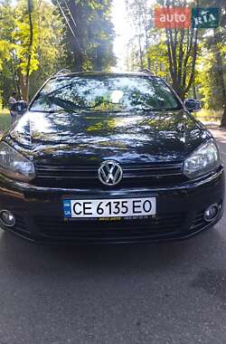 Універсал Volkswagen Golf 2010 в Чернівцях
