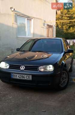Хетчбек Volkswagen Golf 1998 в Борщеві