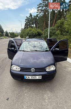 Универсал Volkswagen Golf 2003 в Киеве
