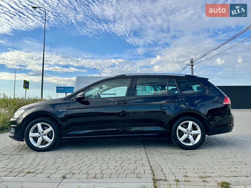 Універсал Volkswagen Golf 2015 в Львові