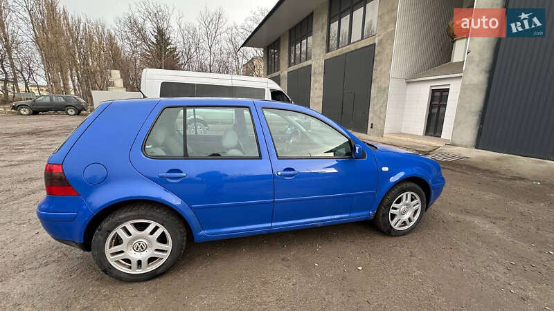 Хэтчбек Volkswagen Golf 2000 в Каменец-Подольском