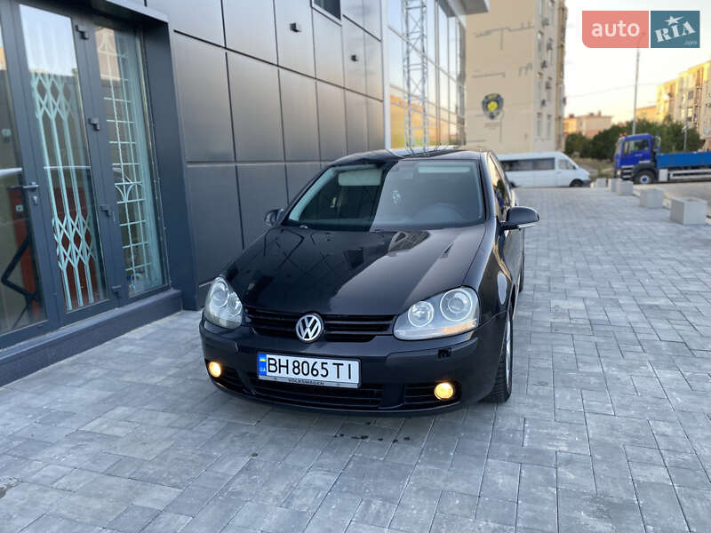 Volkswagen Golf 2004