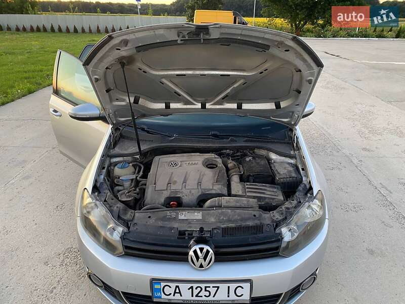 Хетчбек Volkswagen Golf 2009 в Монастирищеві