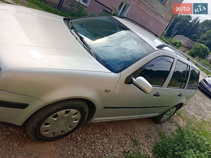 Універсал Volkswagen Golf 2000 в Турці