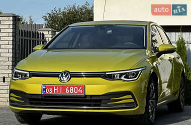 Хетчбек Volkswagen Golf 2020 в Тернополі