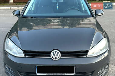 Универсал Volkswagen Golf 2014 в Киеве