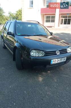 Универсал Volkswagen Golf 2000 в Черновцах